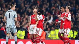 烈且瞬息万 烈且瞬息万